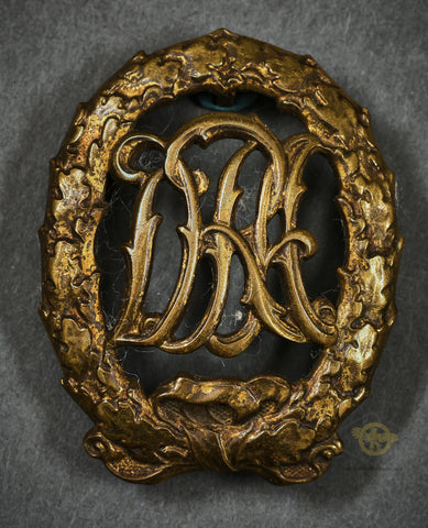 German WWII Early DRA Sports Badge in Bronze